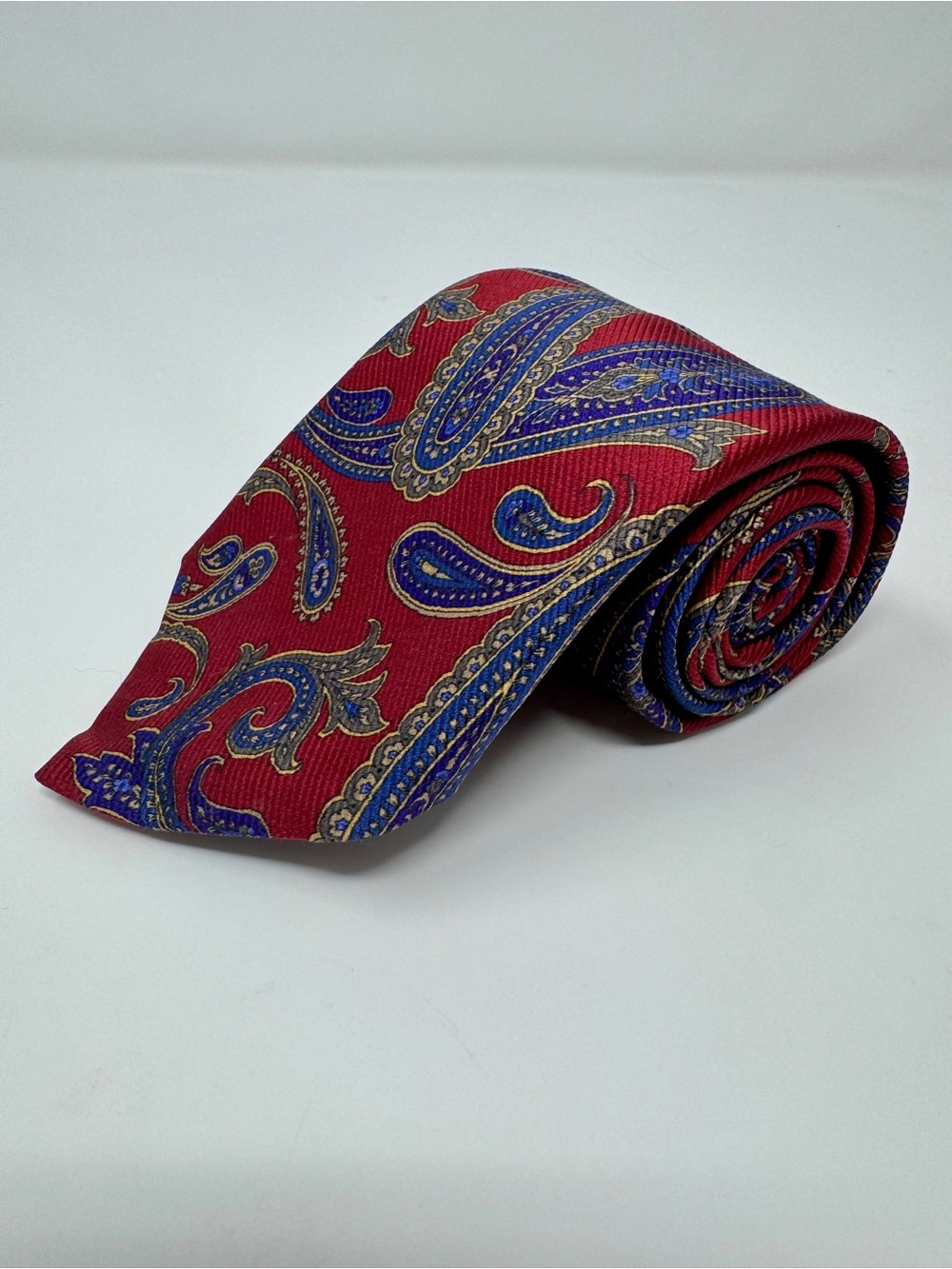 Robert Talbott Best of Class Nordstrom Red Blue Paisley Silk Tie 61in